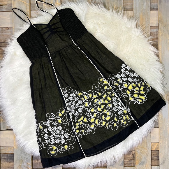 Like New! Floreat {Anthro} Embroidered Black | Yellow Silk Eyelet Dress | XS 2 - Picture 5 of 16